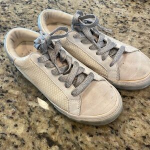 Girls size 6.5 a new day white with white snake like pattern and silver laces